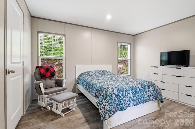 526 Cane River School Road, Burnsville, NC 28714