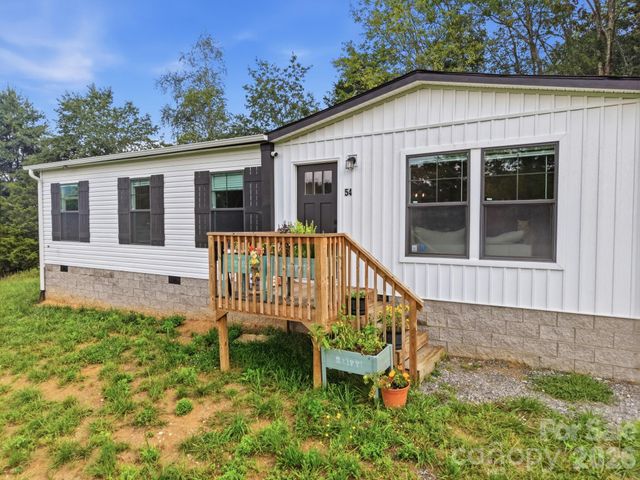 526 Cane River School Road, Burnsville, NC 28714