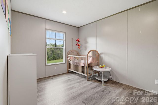 526 Cane River School Road, Burnsville, NC 28714