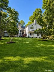 29 Flint Rock Road, Stamford, CT 06903