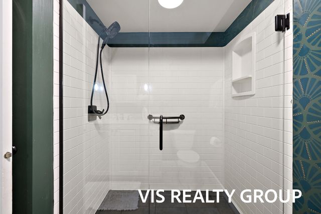 15027 152nd Avenue, Grand Haven, MI 49417