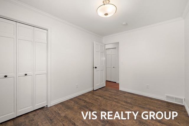 15027 152nd Avenue, Grand Haven, MI 49417