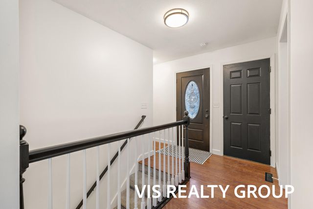 15027 152nd Avenue, Grand Haven, MI 49417