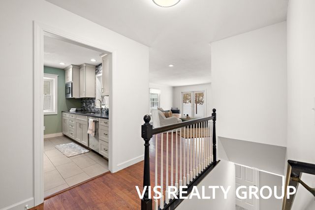 15027 152nd Avenue, Grand Haven, MI 49417