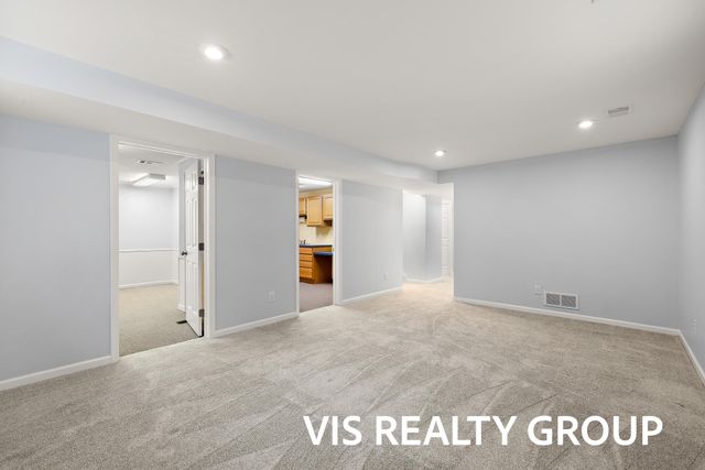 15027 152nd Avenue, Grand Haven, MI 49417