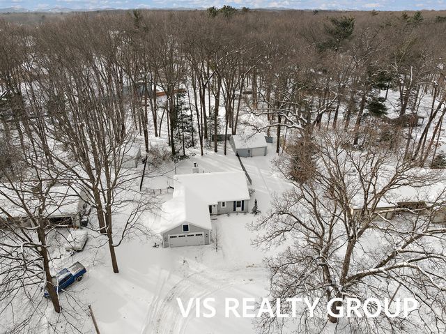 15027 152nd Avenue, Grand Haven, MI 49417