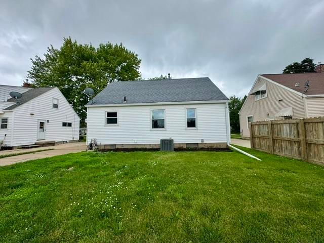 1937 W 7th Street, Waterloo, IA 50702
