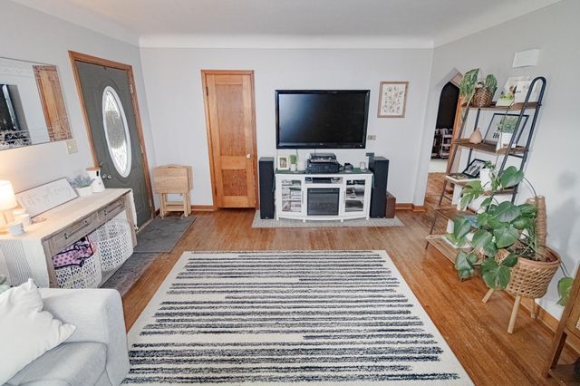 1937 W 7th Street, Waterloo, IA 50702
