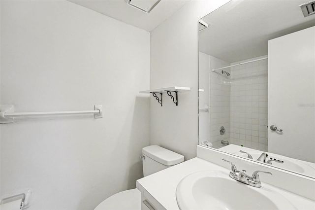 106 PINE COURT 346, Oldsmar, FL 34677