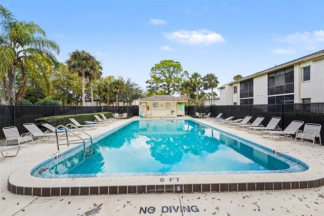 106 PINE COURT 346, Oldsmar, FL 34677