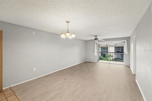 106 PINE COURT 346, Oldsmar, FL 34677