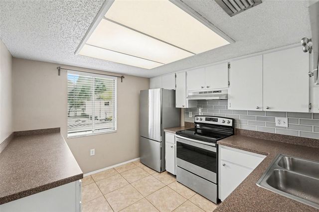 106 PINE COURT 346, Oldsmar, FL 34677