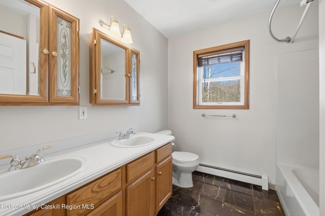 13 Stella Drive, Gardiner, NY 12525