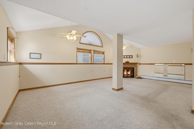 13 Stella Drive, Gardiner, NY 12525