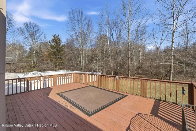 13 Stella Drive, Gardiner, NY 12525