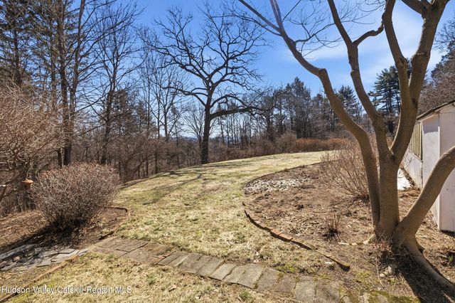 13 Stella Drive, Gardiner, NY 12525