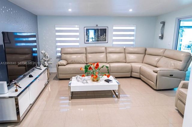 1655 NW 124th Street, North Miami, FL 33167
