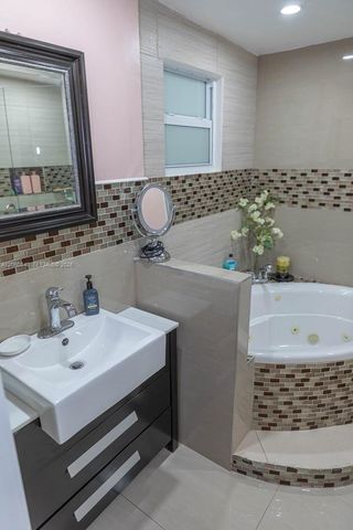 1655 NW 124th Street, North Miami, FL 33167