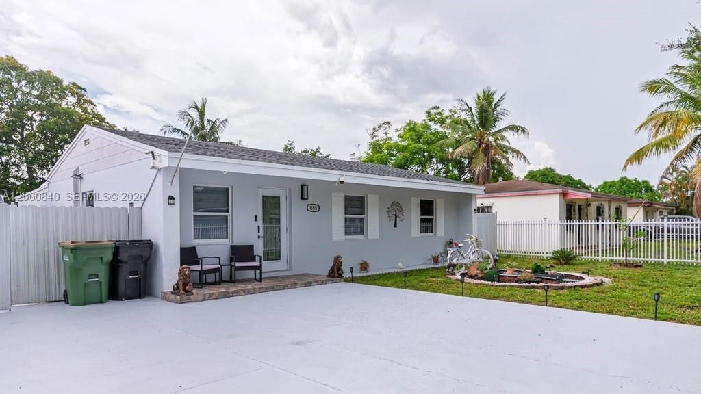 1655 NW 124th Street, North Miami, FL 33167