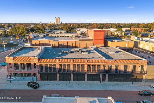 824 Howard Avenue, 218, Biloxi, MS 39530