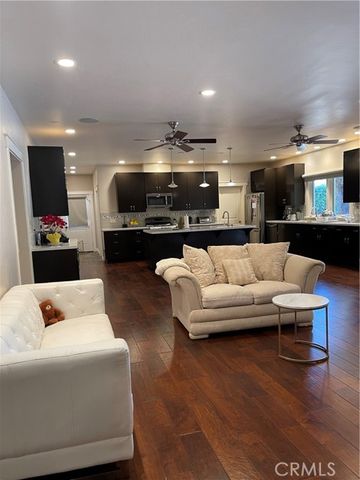 17183 Sunburst, Northridge (los Angeles), CA 91325