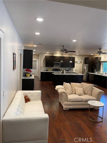 17183 Sunburst, Northridge (los Angeles), CA 91325