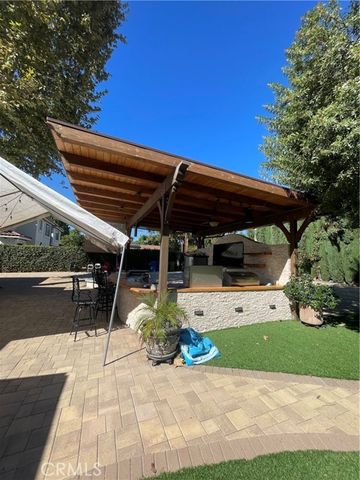 17183 Sunburst, Northridge (los Angeles), CA 91325