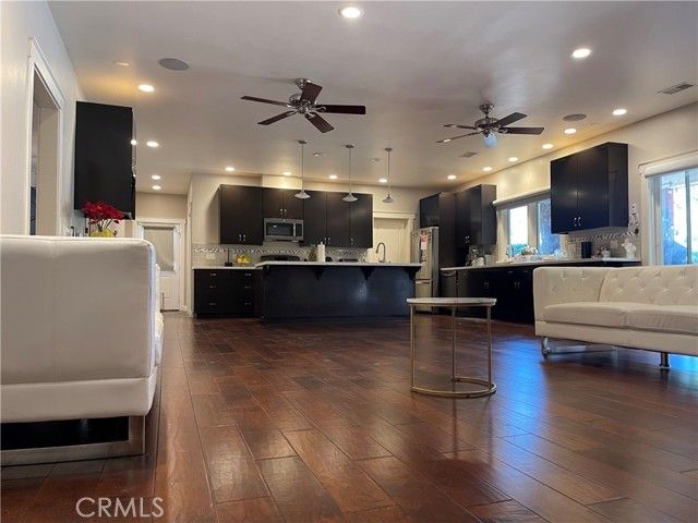 17183 Sunburst, Northridge (los Angeles), CA 91325