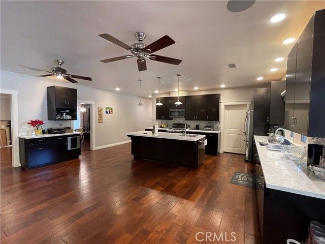 17183 Sunburst, Northridge (los Angeles), CA 91325