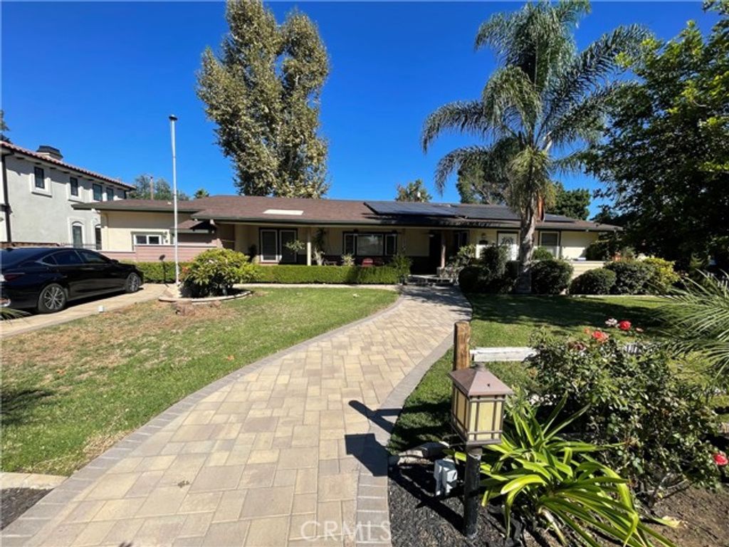 17183 Sunburst, Northridge (los Angeles), CA 91325