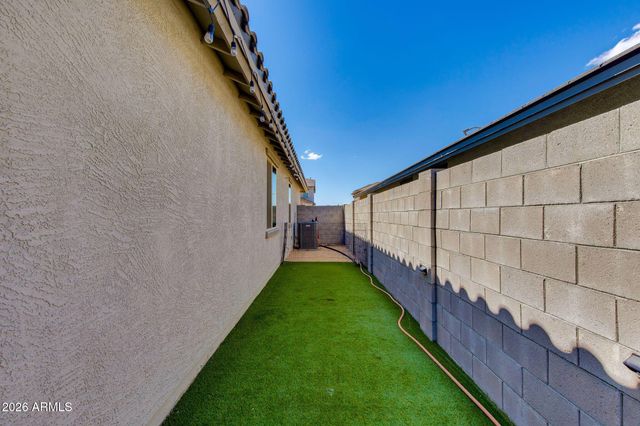 22703 N 184TH Lane, Surprise, AZ 85387