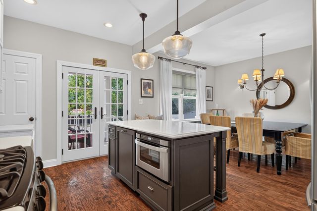 16 MARION CT, Bayonne, NJ 07002