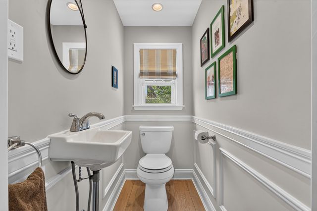 16 MARION CT, Bayonne, NJ 07002