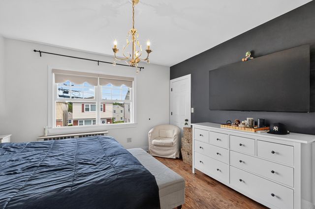 16 MARION CT, Bayonne, NJ 07002