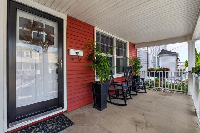16 MARION CT, Bayonne, NJ 07002