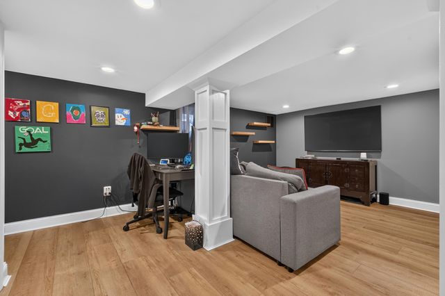 16 MARION CT, Bayonne, NJ 07002