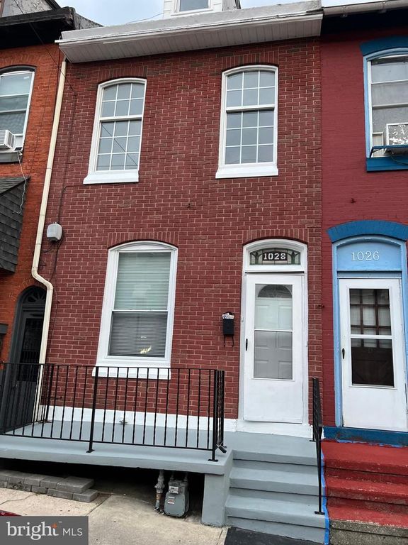 1028 GREEN ST, Reading, PA 19604