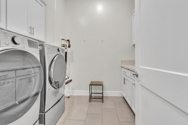 2942 Laredo Dr, Rocklin, CA 95765