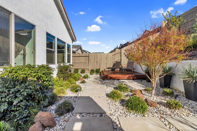 2942 Laredo Dr, Rocklin, CA 95765