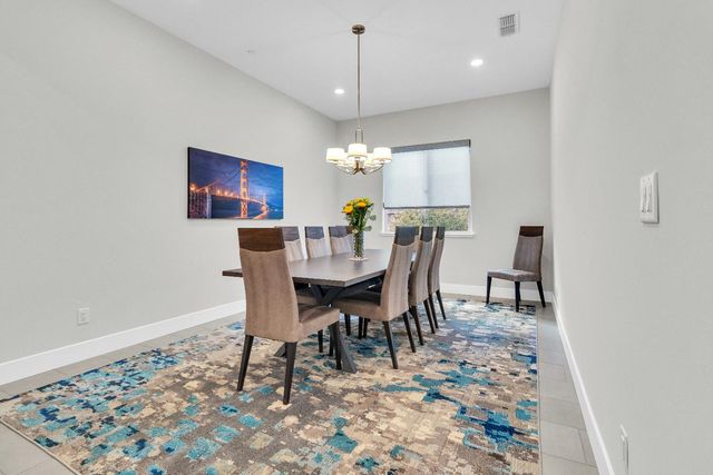 2942 Laredo Dr, Rocklin, CA 95765