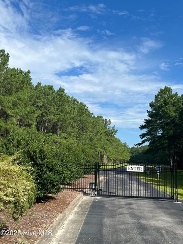 309 Garbacon Drive, Beaufort, NC 28516