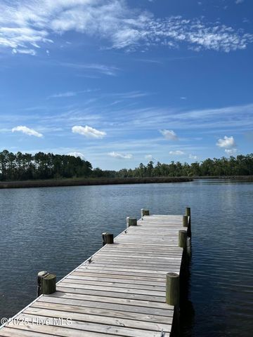 309 Garbacon Drive, Beaufort, NC 28516