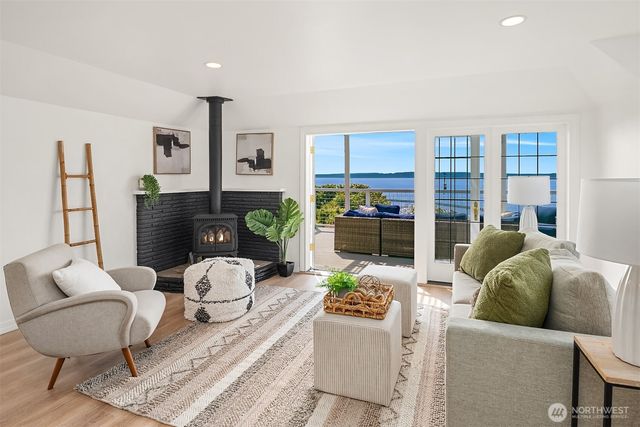 3515 NW 71st Street, Seattle, WA 98117