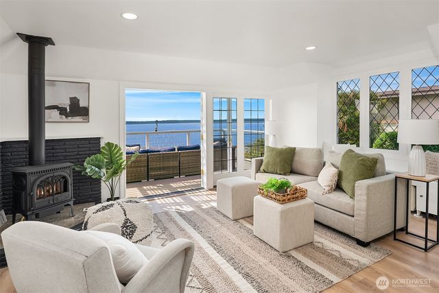 3515 NW 71st Street, Seattle, WA 98117