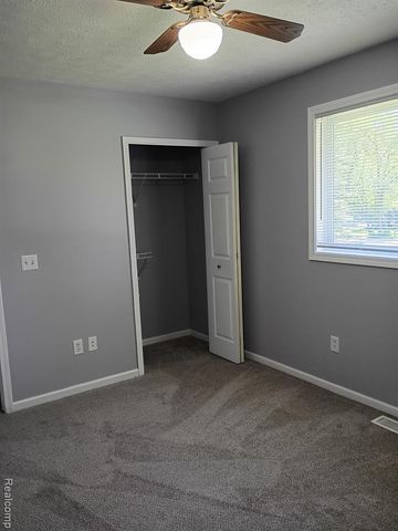 9766 Amanda Drive, Fowlerville, MI 48836
