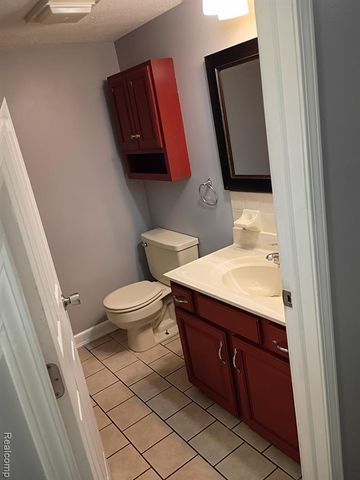 9766 Amanda Drive, Fowlerville, MI 48836