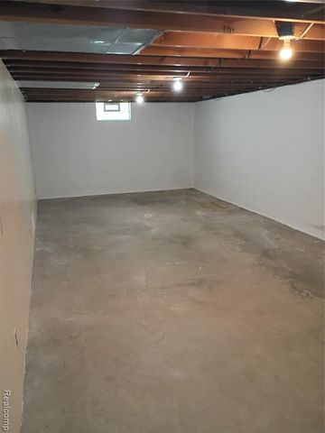 9766 Amanda Drive, Fowlerville, MI 48836