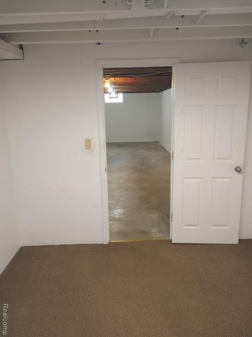 9766 Amanda Drive, Fowlerville, MI 48836