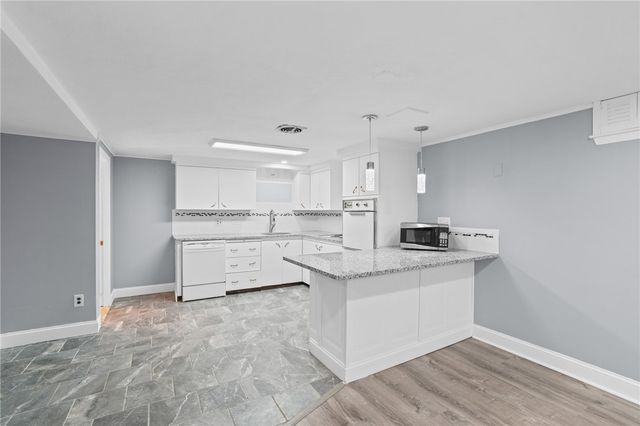 2 Oak Grove Boulevard, North Providence, RI 02911