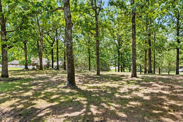 13 Ridge Road, Cabot, AR 72023